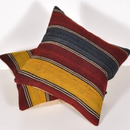 Set Of 2 Handwoven Wool Kilim Pillow Covers - thumbnail 3