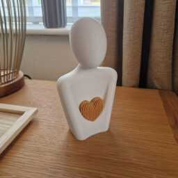 Minimalist Mother's Love Heart Sculpture Home Decor - thumbnail 2