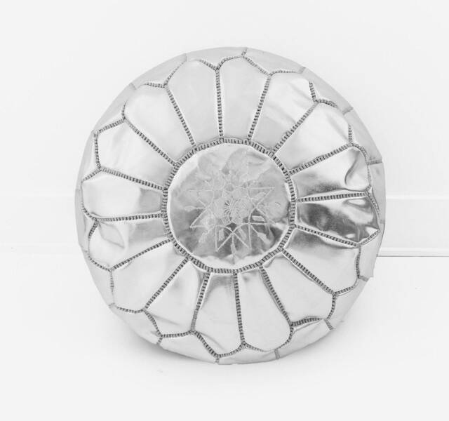 Pouf Marocain M??tallique Rembourr?? - Pouf Argent?? Fait ?? La Main D??co Tabourets Ottomans De Luxe - Argent - image 1