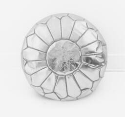 Pouf Marocain M??tallique Rembourr?? - Pouf Argent?? Fait ?? La Main D??co Tabourets Ottomans De Luxe - Argent - thumbnail 1
