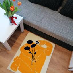 Ukraine Charity, Support Tufted Rug. Soldier With Sunflowers - thumbnail 2