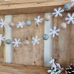 Neutral White Christmas Garland, Nordic Ornament, Neutral 2022 Christmas, Snowflake Garland, Banner - thumbnail 2