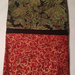 Holly On Black Background With Gold Accents Standard/Queen Pillowcase - thumbnail 3