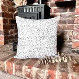 1509. Handmade Small Trailing Leaves Purple Linen Blend Cushion Cover, Various Sizes - thumbnail 1
