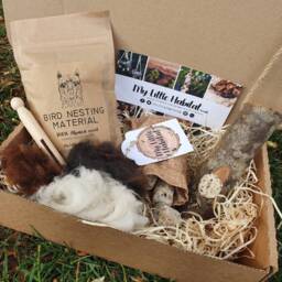 Alpaca Wool & Bird Feeder Christmas Gift - Alpaca Nest -Natural - Nesting Material Gardener Feeder Watcher Gardening - thumbnail 3
