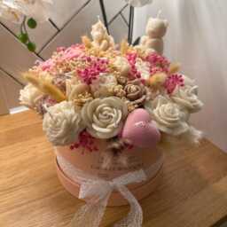 Handmade Scented Soy Wax Candle Bouquet Flowers Gift - thumbnail 3