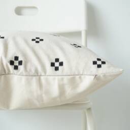 White Black Dot Block Print Mudcloth Hmong Pillow Case - thumbnail 3