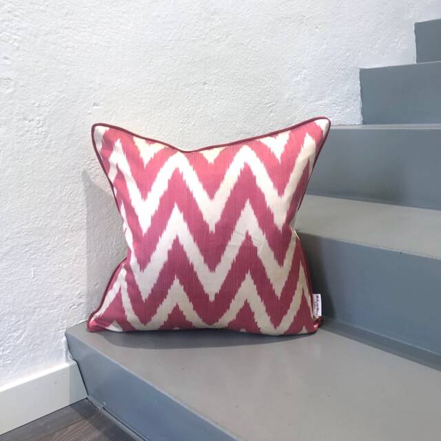 Silk Ikat Pillow Cover Zigzag Pink - Statement Cushion For Home Decor - image 1