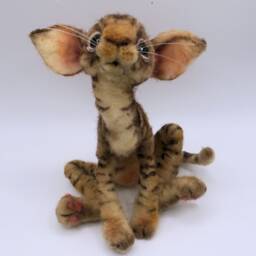 Meet Fur - Baby Fred, One Of The Siblings, Is A Softly Sculpted Natural Wool Italian Shorthaired Kitty - thumbnail 4