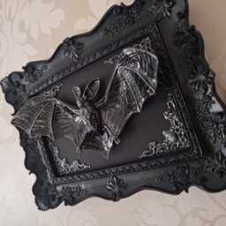 Gothic Bat Wall Decor, Ornate Baroque Frame, Dracula Horror Home Accent - thumbnail 2