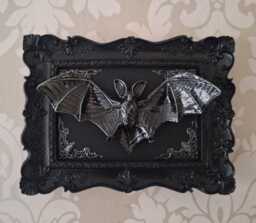 Gothic Bat Wall Decor, Ornate Baroque Frame, Dracula Horror Home Accent - thumbnail 1