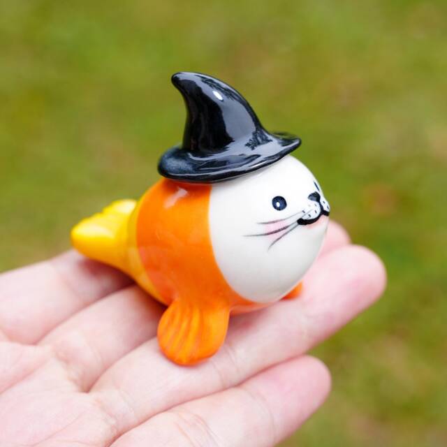 Candy Corn Seal Figurine Ceramic Halloween Animal Decor - image 1