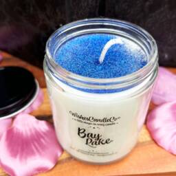 Bay Lake 8Oz Candle With Free Pin Inside - Vacation Memories Lobby Theme Park Lover Soy Green Clover Aloe - thumbnail 2