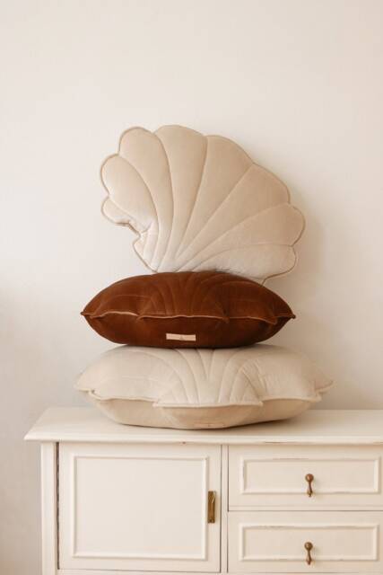 "Velvet Shell Pillow ""Cream Pearl" - image 1