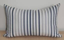 Romo/Villa Nova Hana Stripe Indigo & Omega Velvet Cushion Cover 35x55 cm - thumbnail 1