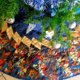 Large Nativity Christmas Tree Skirt, Quilted, Blue Gold, 72 Inches Wide - thumbnail 2