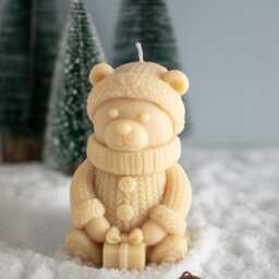 Bear Christmas Candle , Scented Soy Beeswax, Festive Decor - thumbnail 2