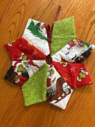 Christmas Tree Skirt, Table Top, Tiny, Grinch, Red, Green, Small, Quilted