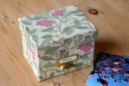 Handmade William Morris Photo Box Arbutus Floral Design - thumbnail 1