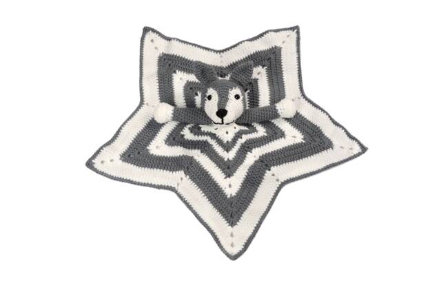 Crochet Attachment Blanket, Baby Star Blanket For Baby Sleeping, Amigurumi Wolf, Newborn Gift - image 1
