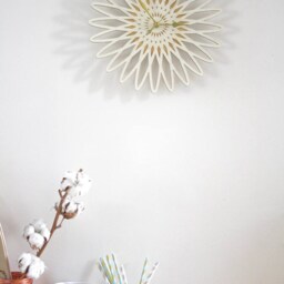Geometric Clock, Wooden Flower Shape, Scandinavian & Natural Design, Minimal Home Decor, Poplar Wood, Unique Housewarming, Birthday Gift - thumbnail 2