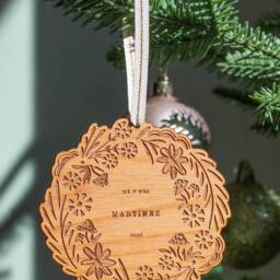 Personalized Wreath Folk Art Wood Ornament [Custom Message, Love, Christmas Gifts, Holiday Decor, Stocking Stuffers, Engagement Ornament] - thumbnail 2