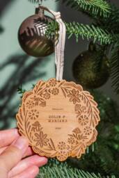 Personalized Wreath Folk Art Wood Ornament [Custom Message, Love, Christmas Gifts, Holiday Decor, Stocking Stuffers, Engagement Ornament]