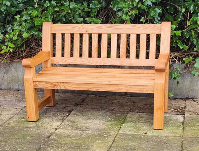 Handcrafted Garden Bench Solid Oak - image 1