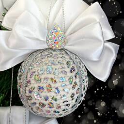 White Iridescent Christmas Bauble, Tree Decoration, White Holiday Decor, Bow Ornament, Decor - thumbnail 2