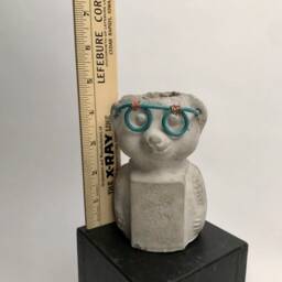 Office Organizer Steadfast Friend Concrete Honey Bear Pencil Holder With Green Wire Glasses - thumbnail 2