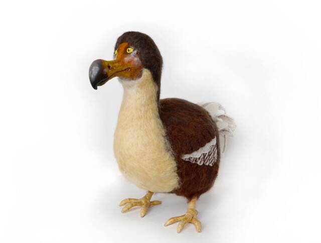 The Dodo-Extinct Flightless Bird Of Mauritius-Wildlife Lifelike Felt Art. Ornithologist Gift - image 1