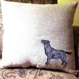 Black Labrador Retriever Embroidered Pillow, Pillows With Dogs - thumbnail 2