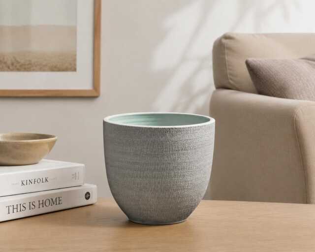 Rough Ceramic Pot Curved - image 1