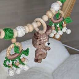Crochet Stroller Chain With Deer Sensory Pram Garland, Natural Wood Baby Toy - thumbnail 2