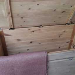 Vintage Country Pine Blanket Box - thumbnail 4