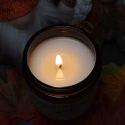 Handmade Soy Wax Candles Gingerbread & Pumpkin Spice Scents - thumbnail 3