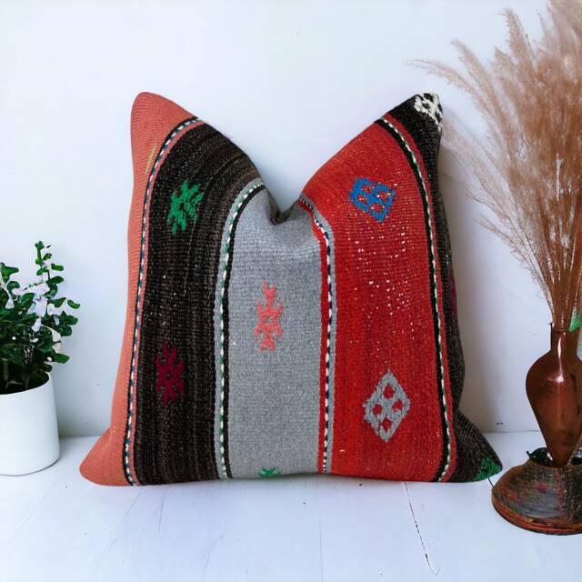 Kilim Pillow Cover 20x20 Inches/50x50 cm - image 1