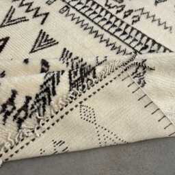 Hand-Knotted Moroccan Beni Ourain Rug, 100% Natural Wool, Modern Berber Carpet For Living Room - thumbnail 4