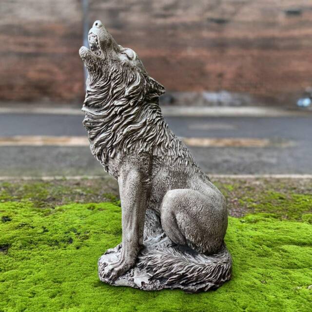 Large Howling Wolf Statue Concrete Sculpture For Garden Outdoor Wildlife Decor Yard Ornament Cement Figurine Wolf Lover Gift - image 1