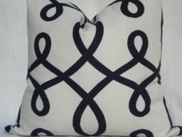 Loop De Pillow Cover, Designer Accent Cushion 18 - thumbnail 1