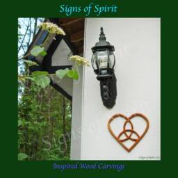 Trinity Heart Shaped Celtic Wood Carving Hearts Belief Home Decor Irish Holy Cedar Wall Hanging - thumbnail 2