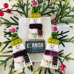 Cute Snowman Fused Glass Christmas Decoration - Tree Decoration, Cornwall, Cornish - thumbnail 3