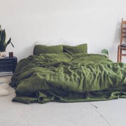 stonewashed Linen Flat Sheet Moss Green Bedding, Custom Size - thumbnail 2