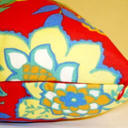 Red Floral Print Pillow Cover 20x20, Indoor/Outdoor Decor - thumbnail 4