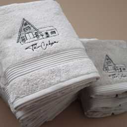 Custom Embroidered Towels, Personalised Guest Luxury Hospitality Towels For Hotels, Resorts, & Vacation Rentals
