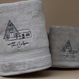 Custom Embroidered Towels, Personalised Guest Luxury Hospitality Towels For Hotels, Resorts, & Vacation Rentals - thumbnail 3