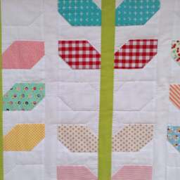 Morning Glory Mini Quilt/Baby Handmade Quilted Wall Hanging/ Modern Quilt/ Blanket/ Play Mat/ Bedding - thumbnail 2