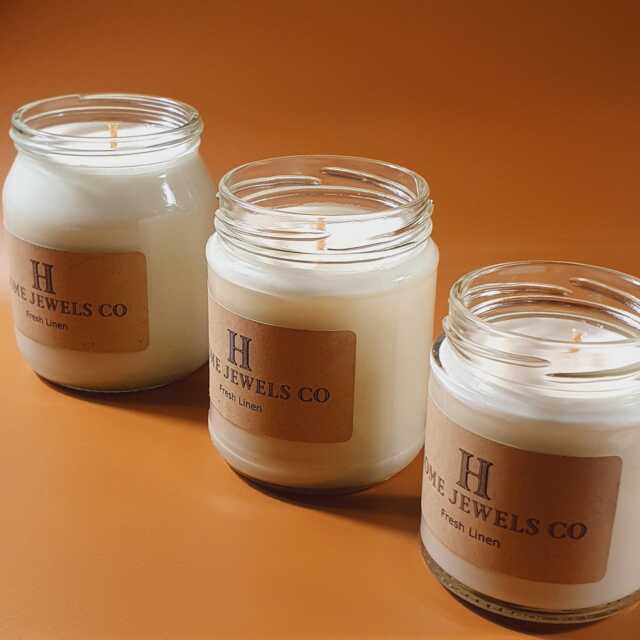 Fresh Linen - Scented Soy Candle Clean Laundry - image 1