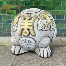 Concrete Lucky Toad Sculpture Handcrafted Aroma Lamp Statue Feng Shui Oil Burner Figurine Stone Money Frog Home Decor Zen Art Ornament Gift - thumbnail 1