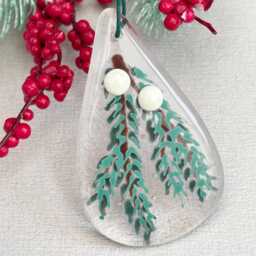 Yew Garland Teardrop - Fused Glass Christmas Tree Decoration